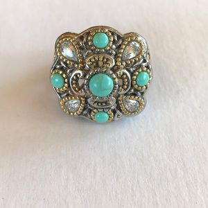 Costume ring